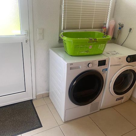Wilhelmsdorf  Ferienzimmer Oelhaf Zimmer In Gelb Self Check-In Mit Key-Tresore מראה חיצוני תמונה