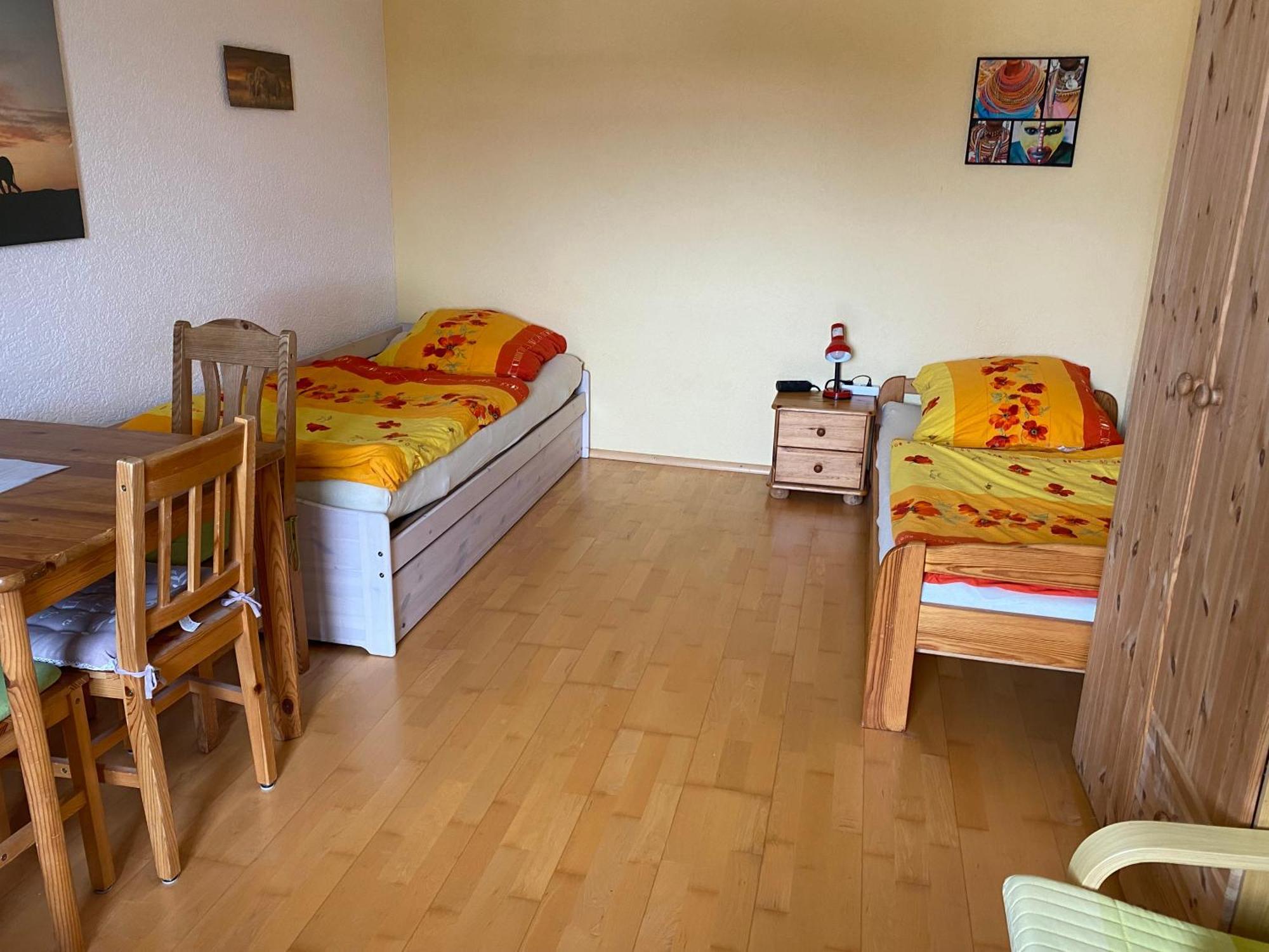 Wilhelmsdorf  Ferienzimmer Oelhaf Zimmer In Gelb Self Check-In Mit Key-Tresore מראה חיצוני תמונה
